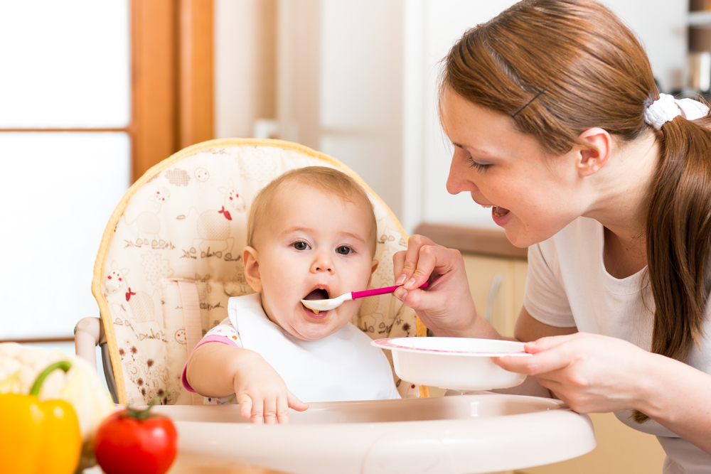 Μάθετέ τα από μωρά να τρώνε σωστά