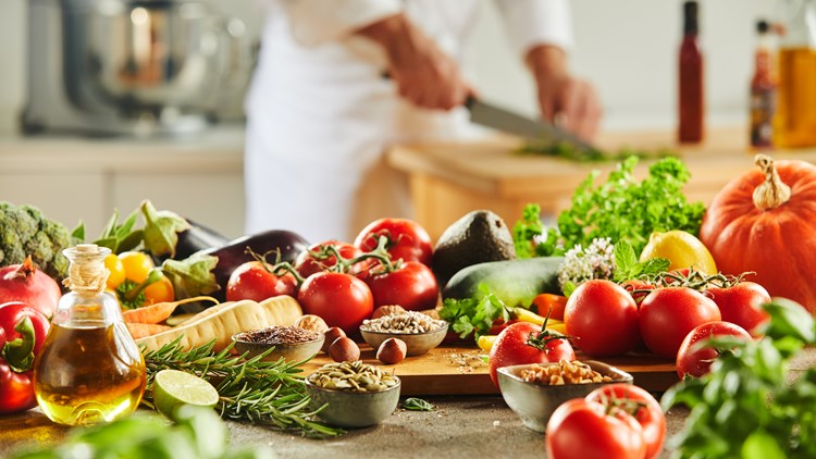 5 καλοί λόγοι να στραφείτε προς μια (πιο) vegetarian διατροφή
