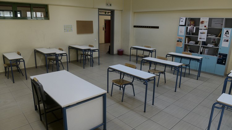 Έξαρση ιώσεων και επιστροφή των μαθητών στα σχολεία