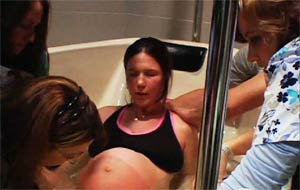 Τοκετός στο νερό
